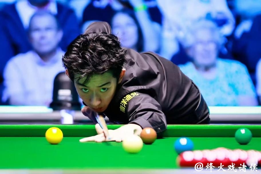 吴宜泽6-0零封霍金斯 强势挺进斯诺克国锦赛四强 吴宜泽6-0零封霍金斯 强势挺进斯诺克国锦赛四强