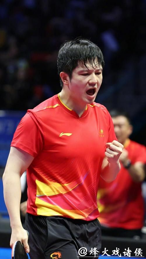 樊振东3-2逆转梁靖崑 上海胜河北晋级男团半决赛