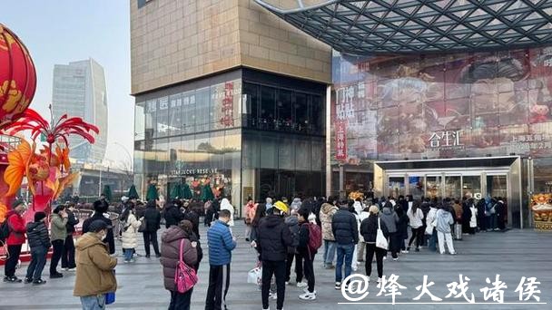 五角场商圈一家烤鱼店排队6000桌?看“排队经济”玩出新高度 五角场商圈一家烤鱼店排队6000桌?看“排队经济”玩出新高度