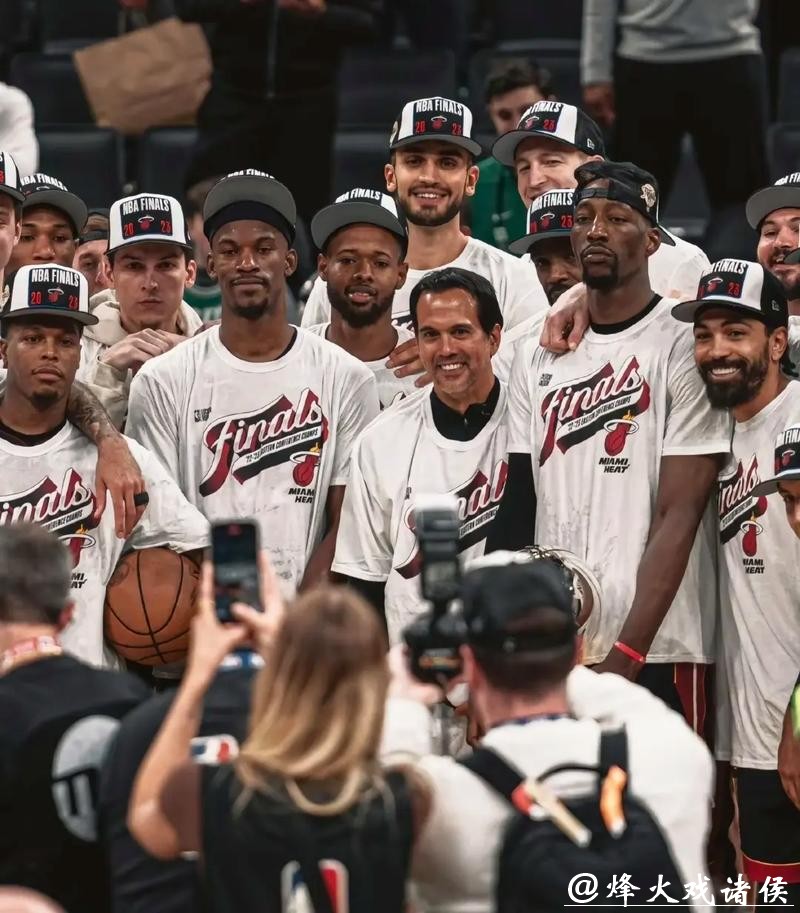 巴特勒8中1热火负魔术 恩乔缺阵雄鹿大胜76人 巴特勒8中1热火负魔术 恩乔缺阵雄鹿大胜76人